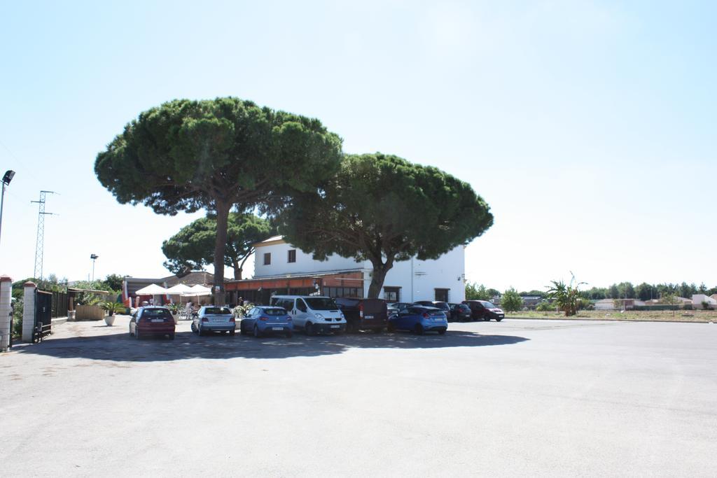 Hostal Rural La Plata Parking Incluido 아르코스델라프론테라 외부 사진