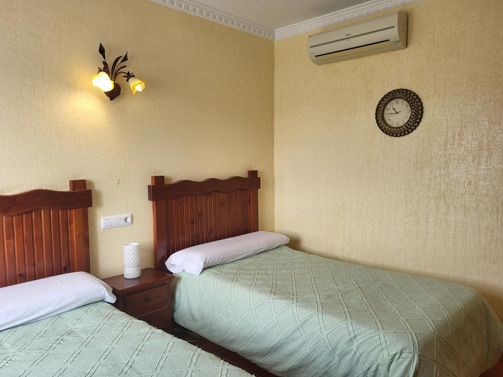 Hostal Rural La Plata Parking Incluido 아르코스델라프론테라 외부 사진